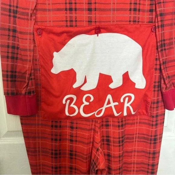 Pajamas Onesie Plaid Red & Black Bear  Size Medium - Picture 8 of 16